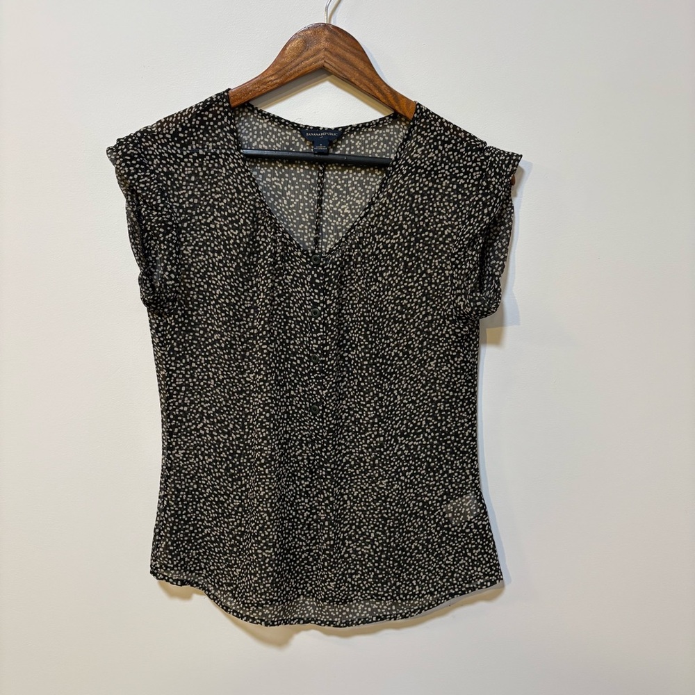 Banana Republic Sheer High-Low V-Neck Cap Sleeve Blouse | Women’s Small